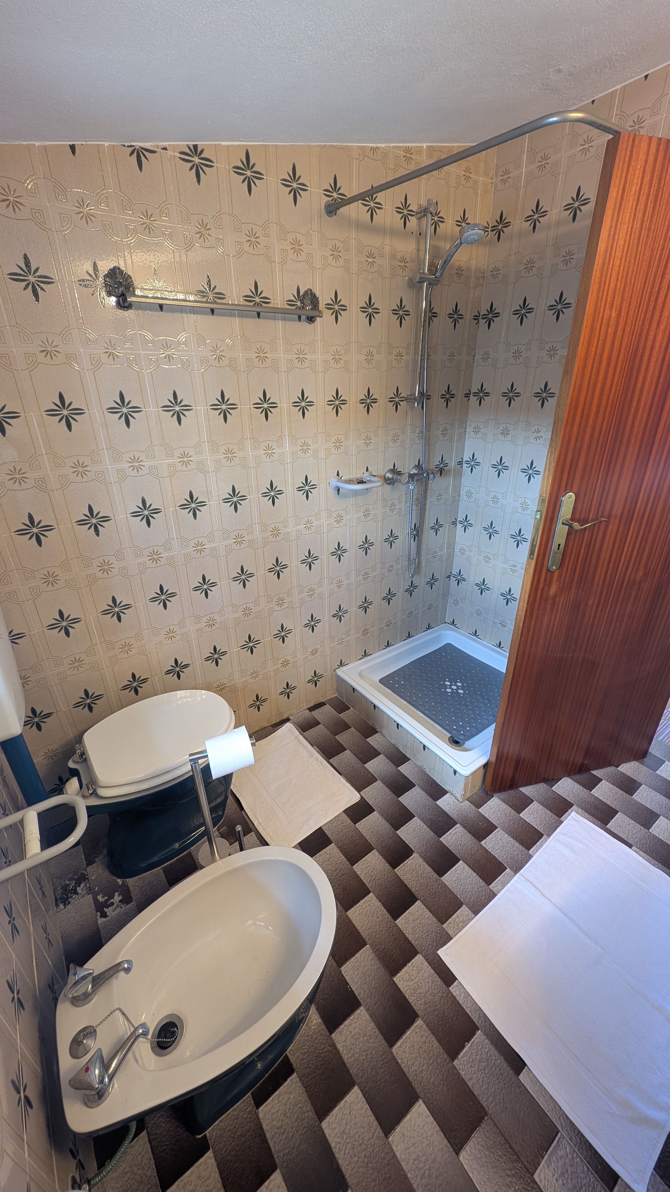 Duschbad Upstairs