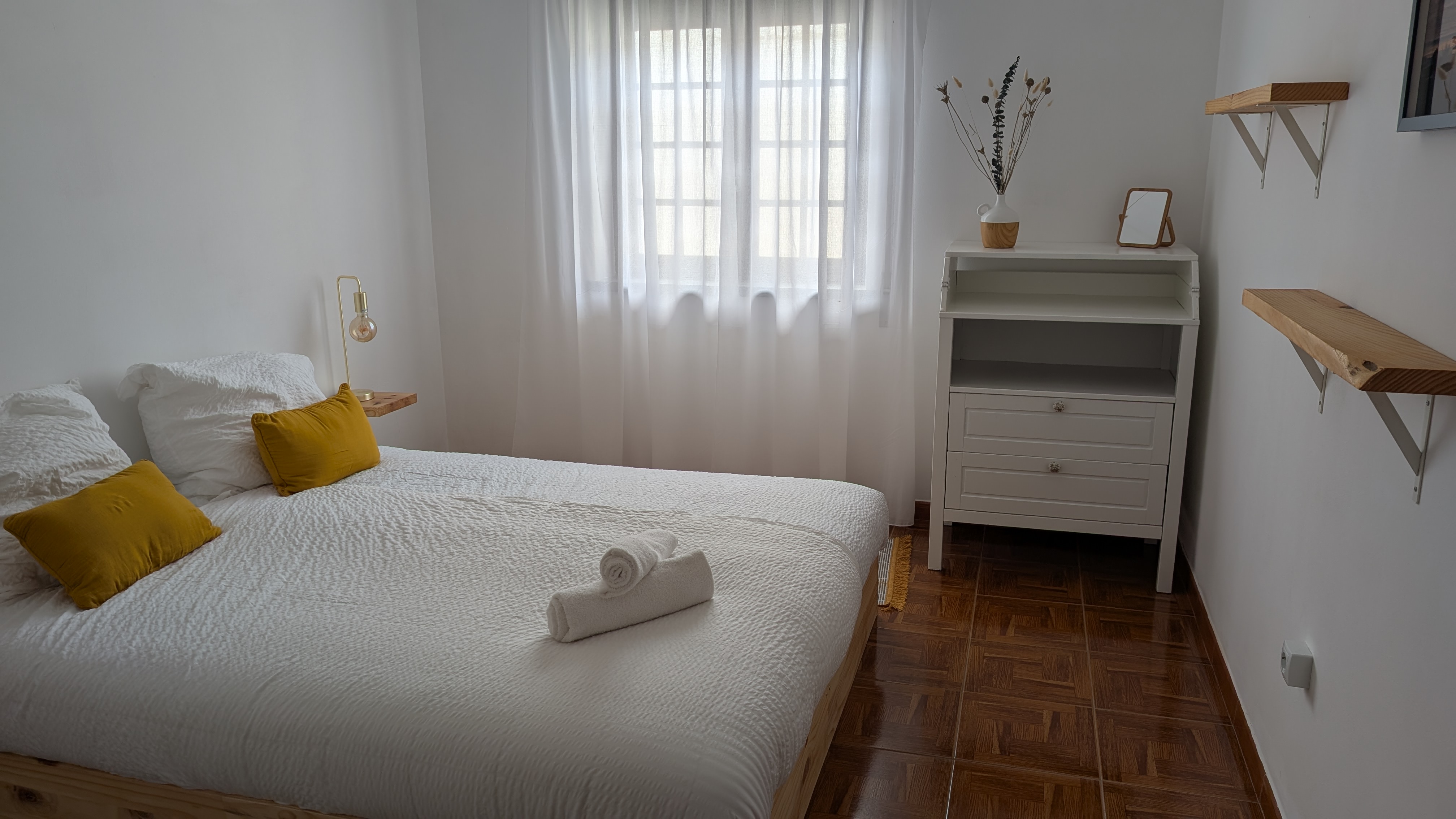 Gelbes Schlafzimmer